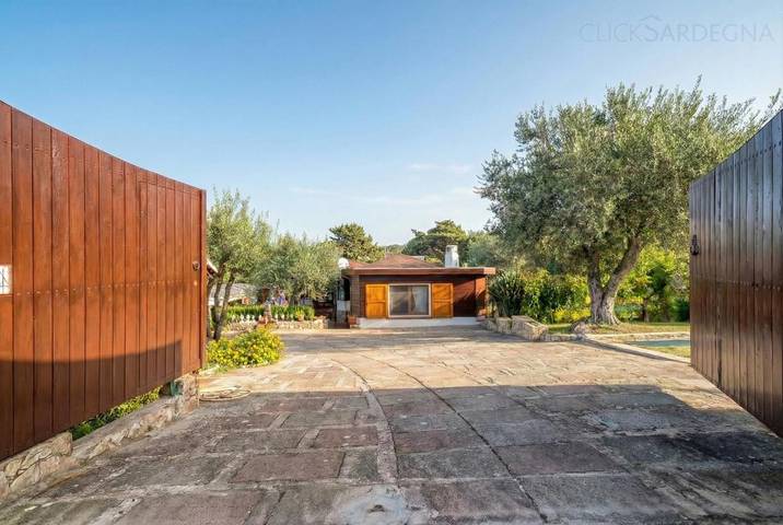 Villa pour 6 personnes, avec piscine ainsi que vue et jardin à Alghero - 4