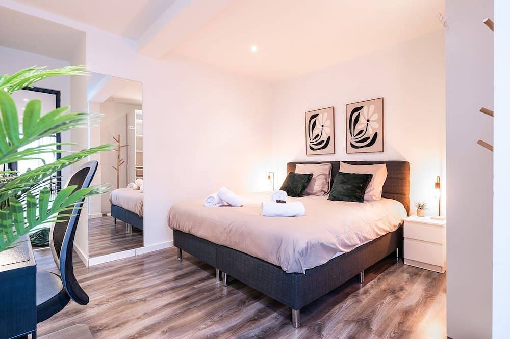 Geheel appartement, Perfect voor studenten of bezoekers: een 1-slaapkamerappartement nabij Tilburg University, met eenvoudige toegang tot 013 Poppodium, de Efteling, Safaripark Beekse Bergen en het bruisende nachtleven van de Piushaven. in Tilburg, Noord-Brabant