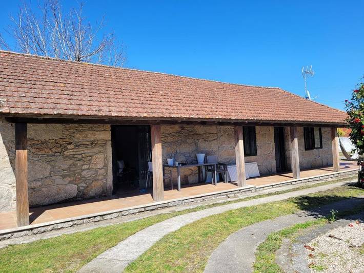 Casa de vacaciones para 5 personas, con terraza además de vistas y jardín - 1