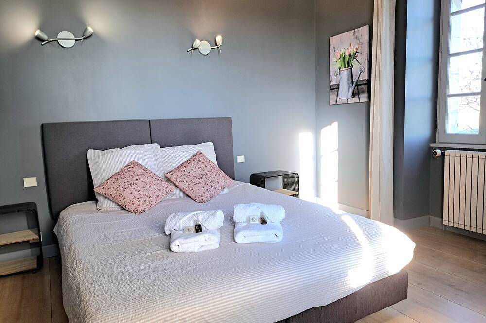 Maison Périgourdine Restaurée in Sainte-Sabine-Born, Périgord Pourpre