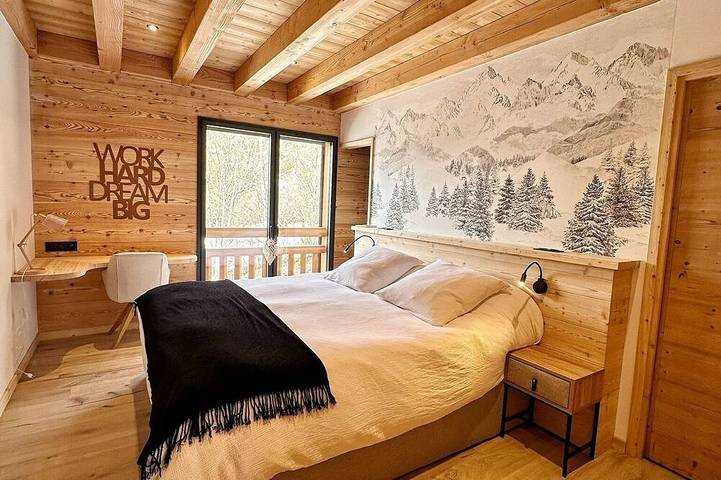 Gîte pour 14 personnes, avec Jacuzzi ainsi que Terrasse et Sauna à Les Vigneaux - 2