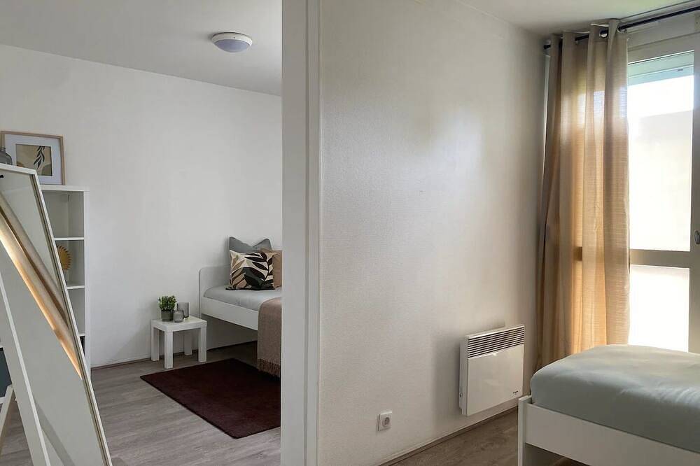 Spacious and comfortable 100m2 house with garden in Val-de-Reuil, Región de Les Andelys