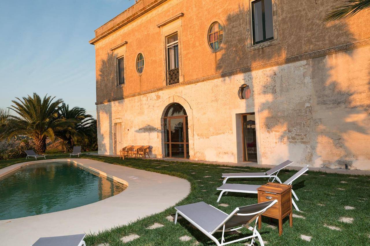 Old Villas Greco 1888 luxury swimming pool in Cutrofiano, Provincia di Lecce