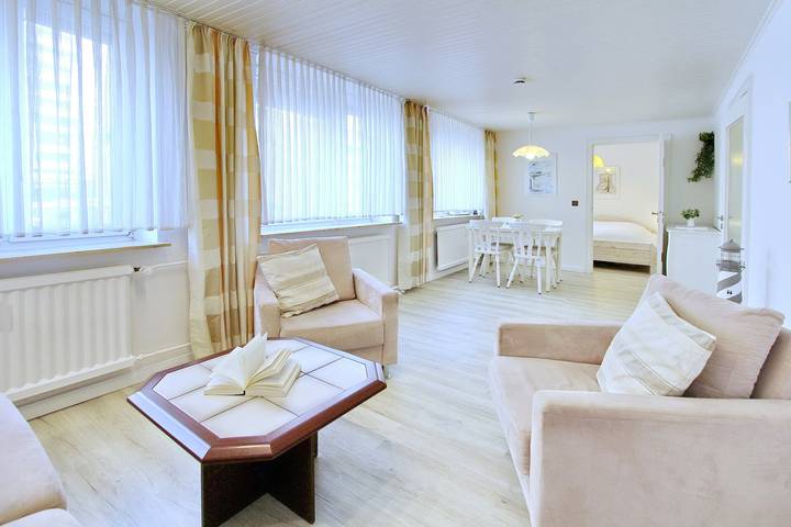 Ganze Ferienwohnung, App. 001A, Andreas-Dirks-Str. 3, 1. Etage in Westerland, Sylt (Gemeinde)