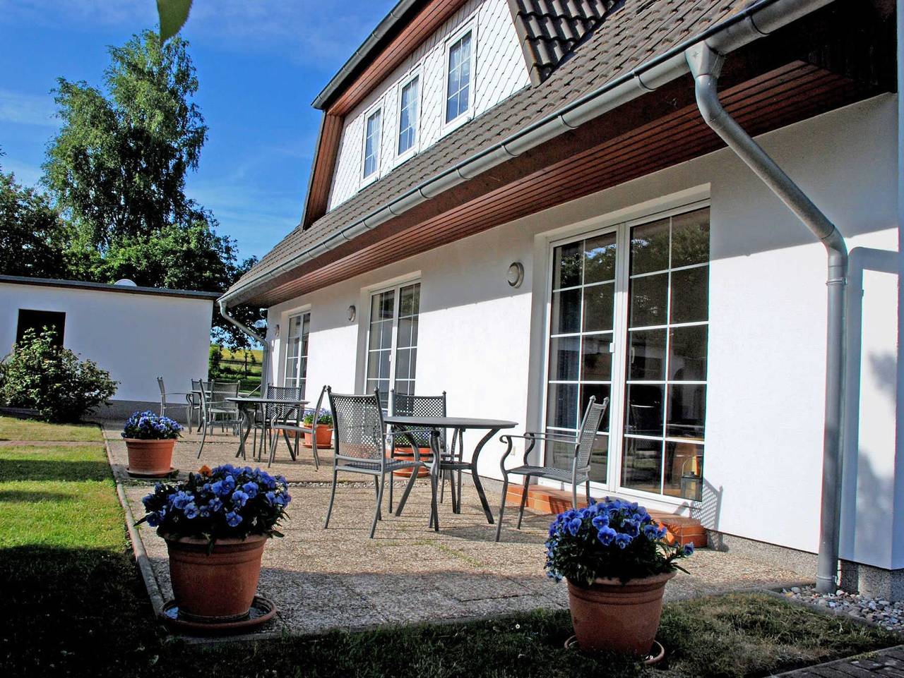Ganze Ferienwohnung, Ferienwohnungen an der Hagenschen Wiek auf Rügen - Ferienwohnung Vilm mit Sonnenterrasse in Middelhagen, Mönchgut