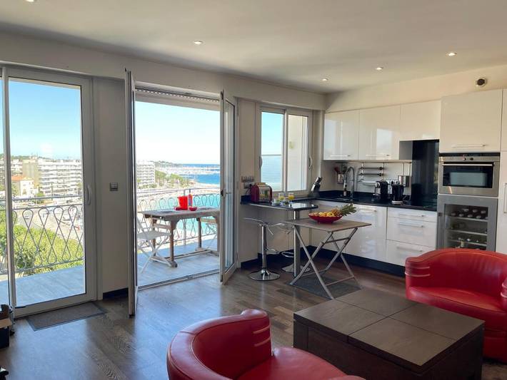 Gîte pour 2 personnes, avec vue et terrasse dans Casino De Saint Raphael - 3