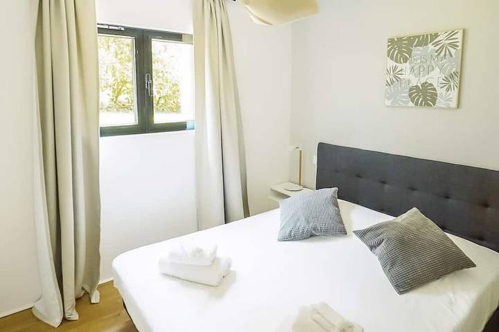 Location de vacances pour 11 personnes, avec jardin et jacuzzi à Sainte-Mondane - 4