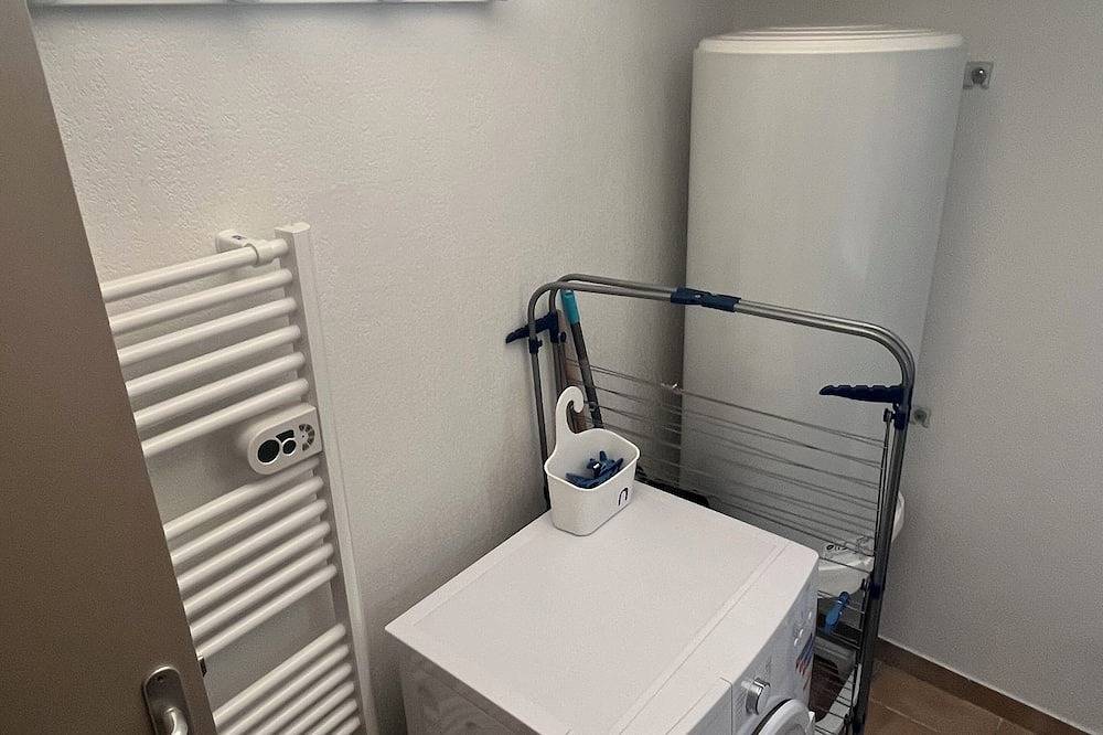 Appartement entier, Studio au cœur de Digne-les-Bains- 4 voyageurs max in Digne-les-Bains, Alpes-de-Haute-Provence