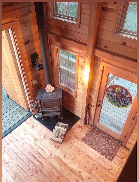 Übernachten Sie in Tree House, das von Treehouse-Meister Pete Nelson gebaut wurde in Bracken County