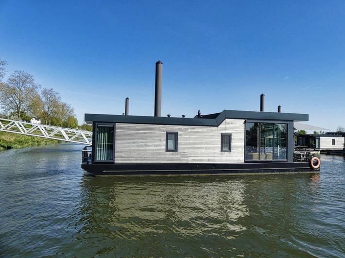 Vakantiewoning voor 3 personen, met terras en uitzicht op het meer, met huisdier in Landgraaf