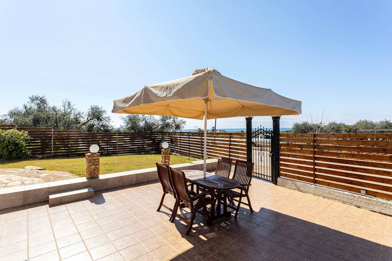 Ganze Wohnung, Filiatra's Cozy Haven, A Peaceful Escape in Nature in Golf von Kyparissia