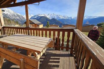 Maison de campagne pour 6 personnes, avec jacuzzi et piscine ainsi que terrasse et sauna dans Le Collet d'Allevard