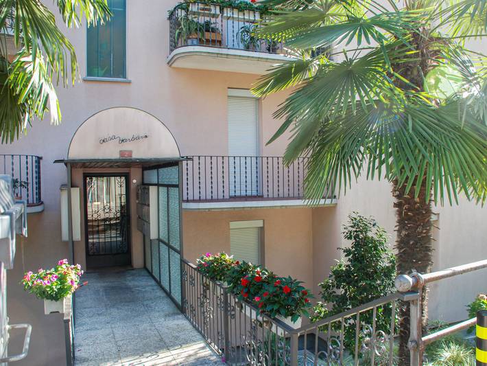 Ferienwohnung für 2 Personen, mit Terrasse und Garten in Muralto