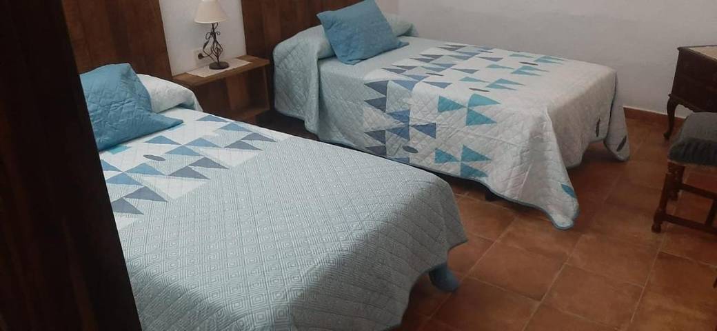 Casa rural para 4 personas, con vistas además de vistas al lago y jardín, Se admiten mascotas en Provincia de Jaén - 2