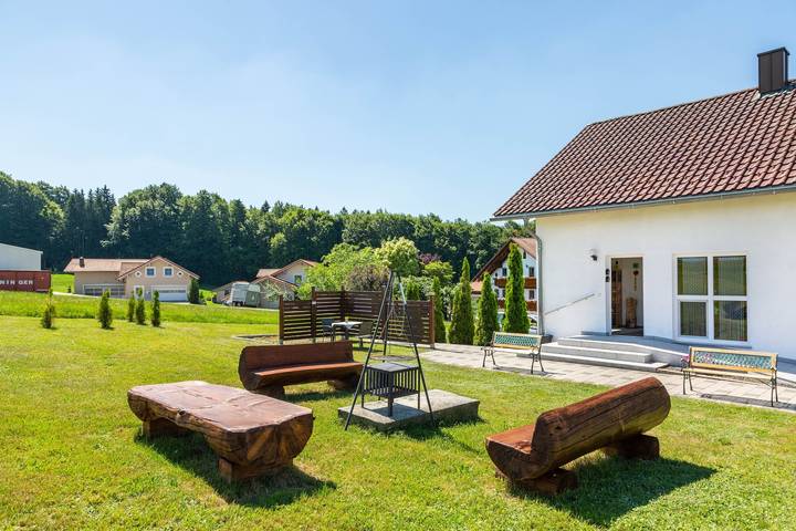 Entire apartment, Cozy Holiday Apartment for 5 Guests (85 m²) in Breitenberg in Breitenberg, Passauer Land