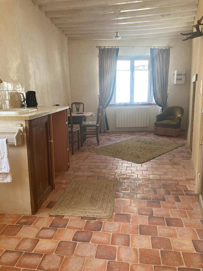 Gîte pour 2 personnes, avec jardin, animaux acceptés à Saint-Sauveur-en-Puisaye - 3