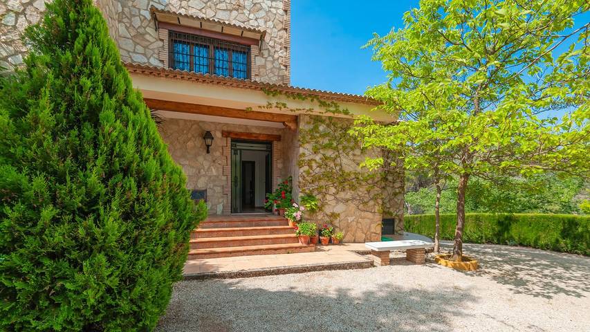 Chalet para 6 personas, con piscina y balcón/terraza, Se admiten mascotas en Provincia de Jaén - 4