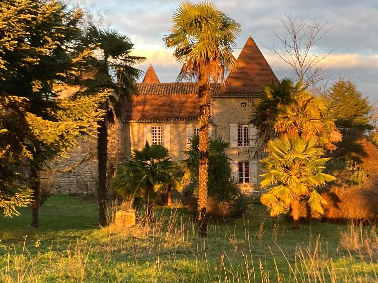 Château de Mondésir - Suite au Levant in Villefranche-de-Lonchat, Périgord Pourpre