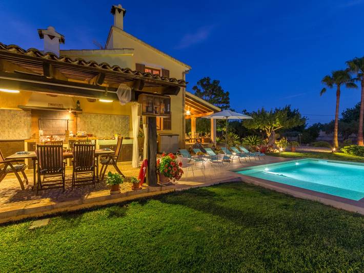 Holiday home for 6 people, with pool and garden - 1