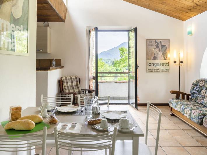 Casa nel Bosco in Cellina (Leggiuno), Comune di Leggiuno