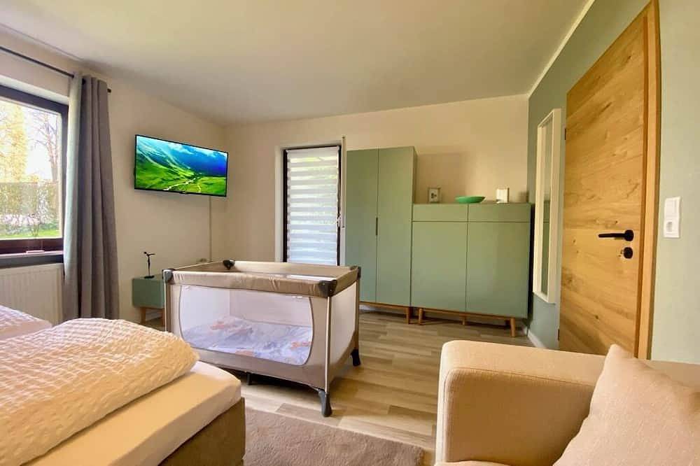 Ganze Wohnung, Weiher Apartment mit Terrasse & Parkplatz in Kulmbach, Oberes Maintal - Coburger Land