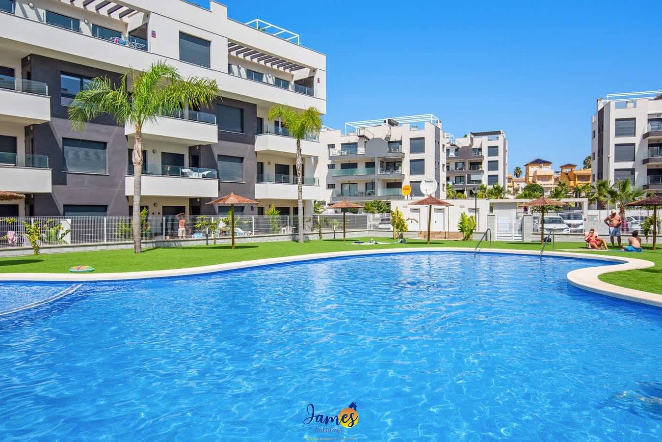 Entire apartment, Paradise 77 Penthouse with Private Jacuzzi  Vm65 in Panorama Golf, Orihuela