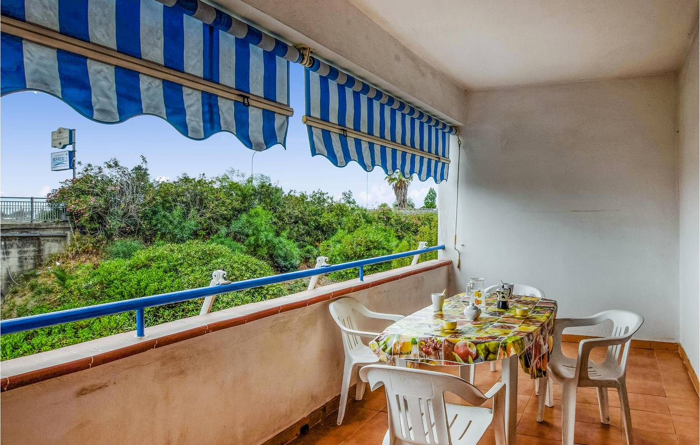 Appartamento intero, Appartamento vista mare con parcheggio, WiFi vicino a Falerna Marina in Nocera Terinese, Provincia di Catanzaro