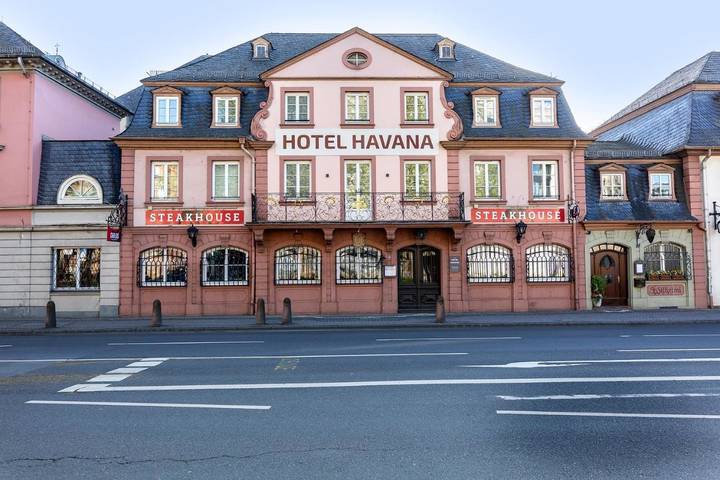 Hotel für 4 Personen, mit Terrasse in Mainz
