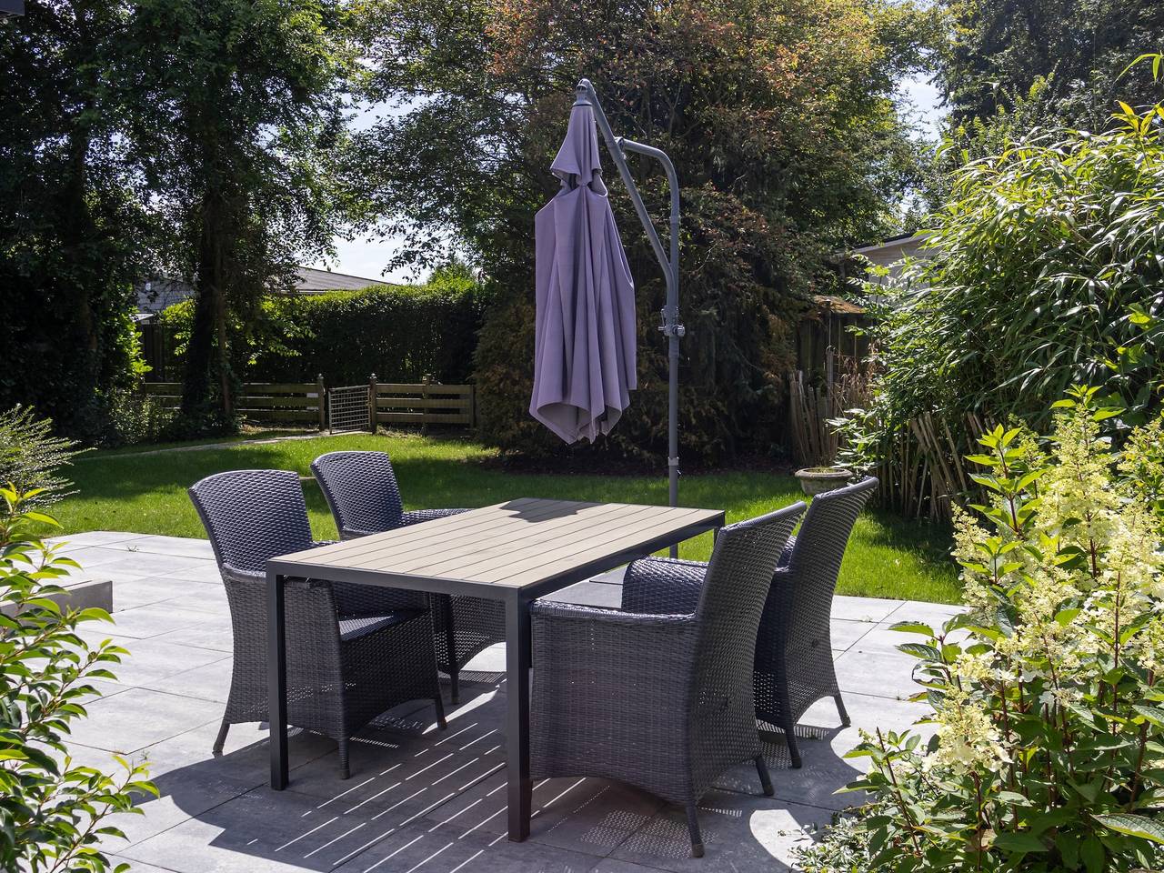 Huis & Meer nabij het Ijsselmeer in Lemmer, IJsselmeer