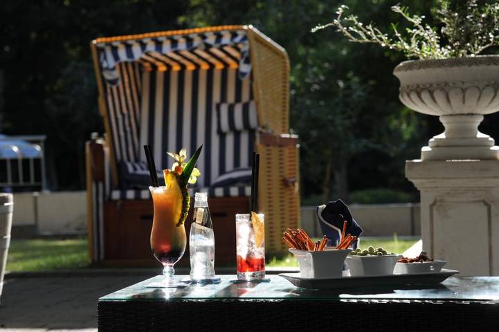 Hotel für 2 Personen, mit Garten und Ausblick in Rheinbach - 4