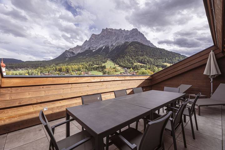 Ferienwohnung für 10 Personen, mit Balkon und Terrasse sowie Sauna in Ehrwald - 3