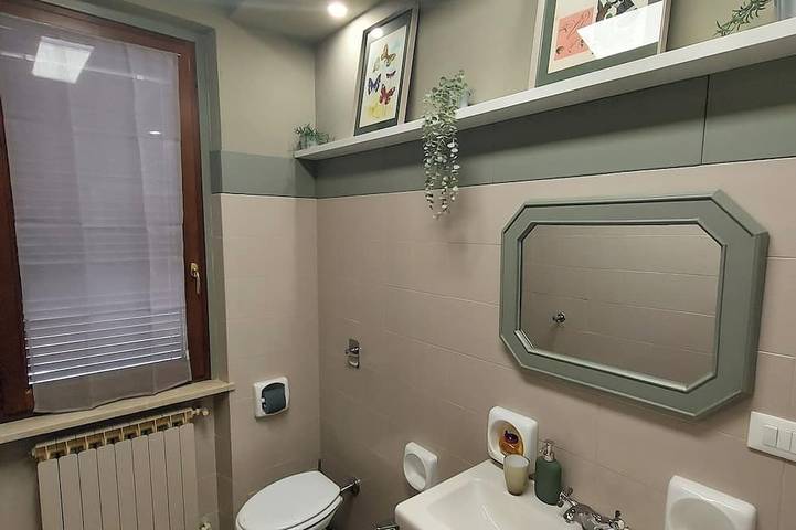 Appartamento intero, La Chicca , accogliente appartamento decorato in ogni stanza. Animali ammessi in Annicco, Provincia di Cremona