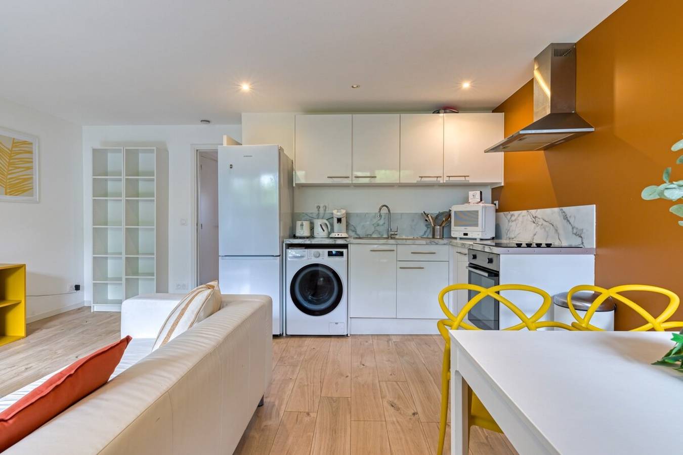 Appartement entier, Roxane, Spacieux F4 avec terrasse et parking, à deux pas de la Seine in Rouen, Région de Rouen