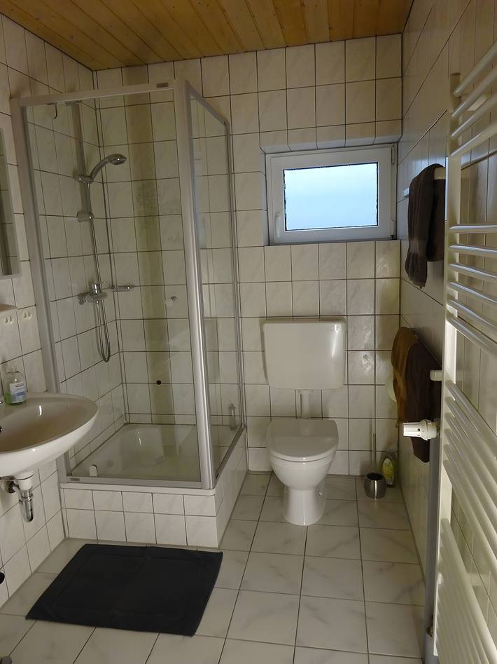Entire apartment, Holiday Apartment 'Marina Beha' with Private Terrace, Shared Garden and Wi-Fi in Unterkirnach, Central Black Forest