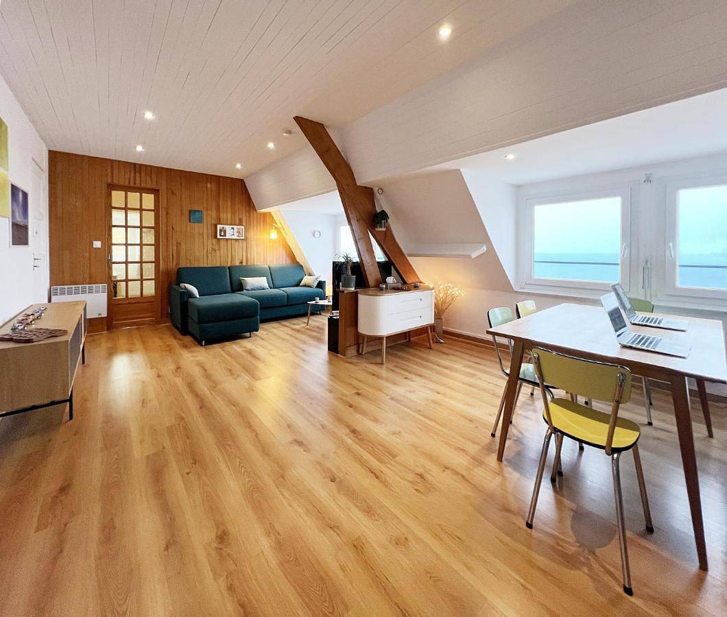 Appartement entier, One-Bedroom Apartment in Cayeux-sur-Mer, Région d'Abbeville