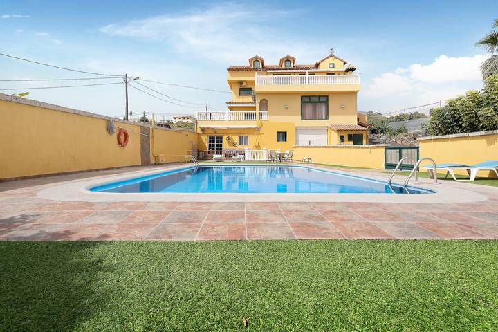 Apartamento de vacaciones para 3 personas, con Jardín