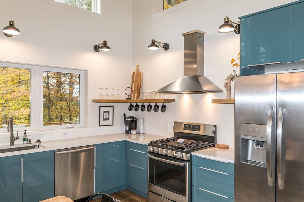 Charming New Berkshires Cottage 🌲 Kamin, Hof & W / D + 7 Minuten zu Otis Ridge in Otis (MA), Berkshire County