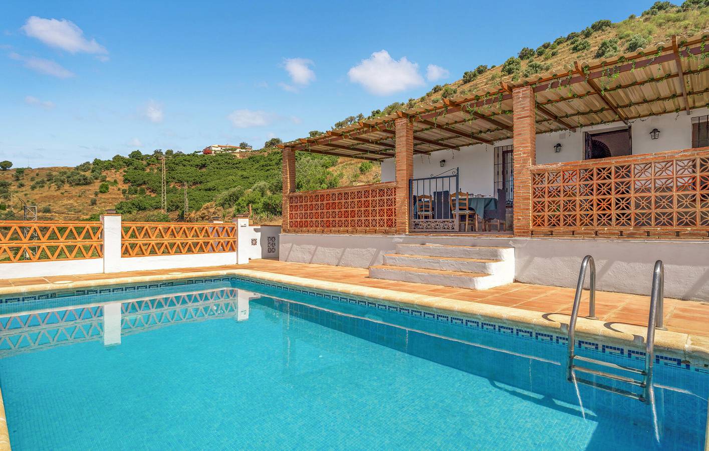 Apartment mit Meerblick, Pool, Terrasse und Parkplatz in El Torrox in Torrox, Cordillera Penibética