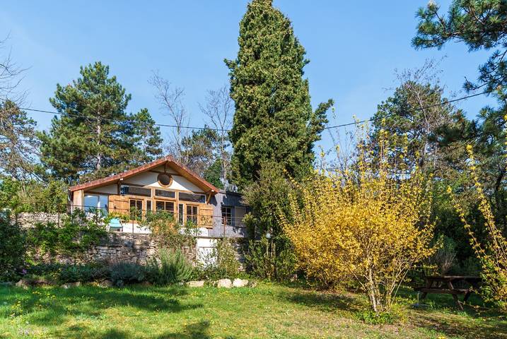 Chalet pour 4 personnes, avec Terrasse et Jardin à Beaune
