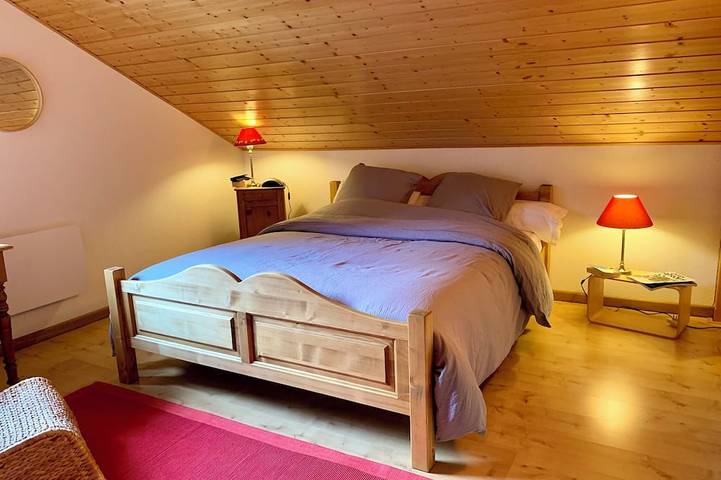 Gîte pour 6 personnes, avec terrasse à Les Grangettes - 2