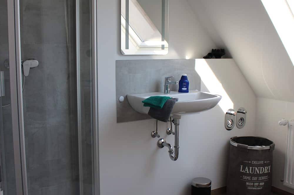 Ganze Wohnung, Gemütliche Ferienwohnung im Zentrum von Kirrweiler in Kirrweiler, Südliche Weinstraße
