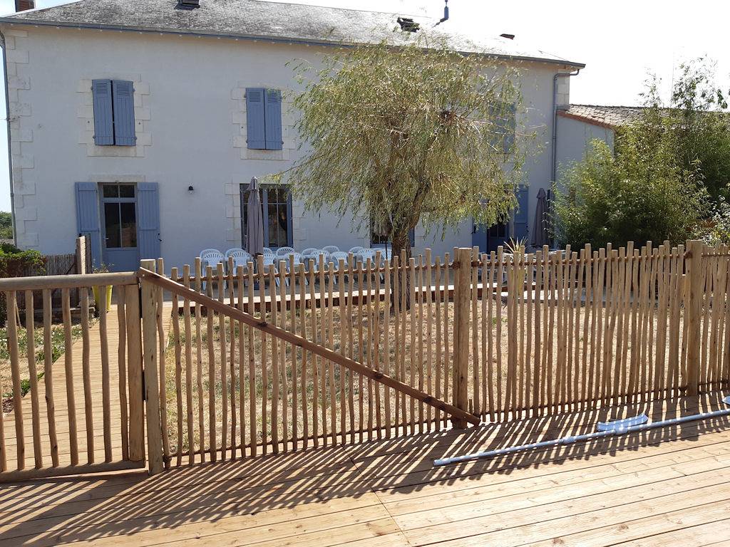 Gîte Les Quais de la Fromagerie, 15 couchages, piscine in Bougon, Région de Niort