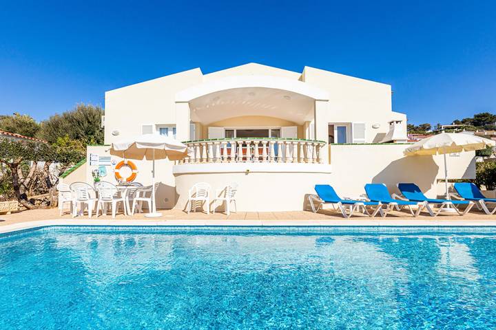Chalet para 8 personas, con terraza y jardín - 1