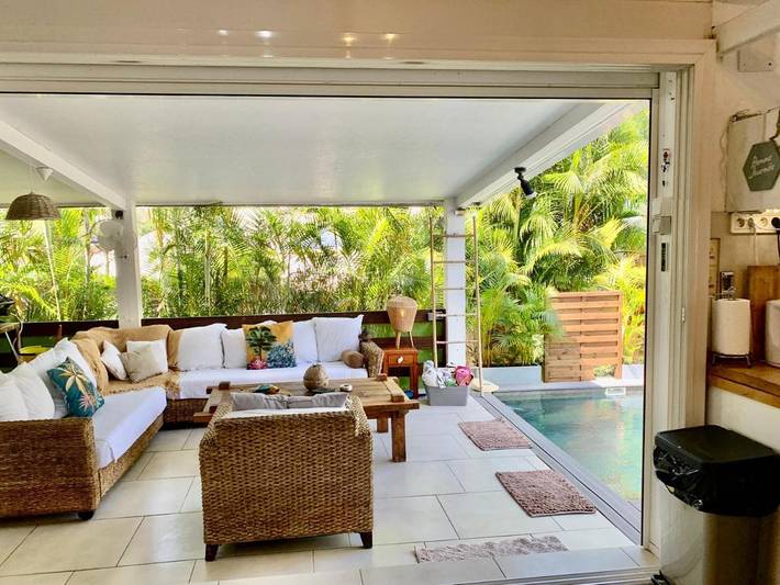 Villa pour 6 personnes, avec piscine ainsi que jardin et vue, animaux acceptés dans Saint-Gilles les Bains - 2