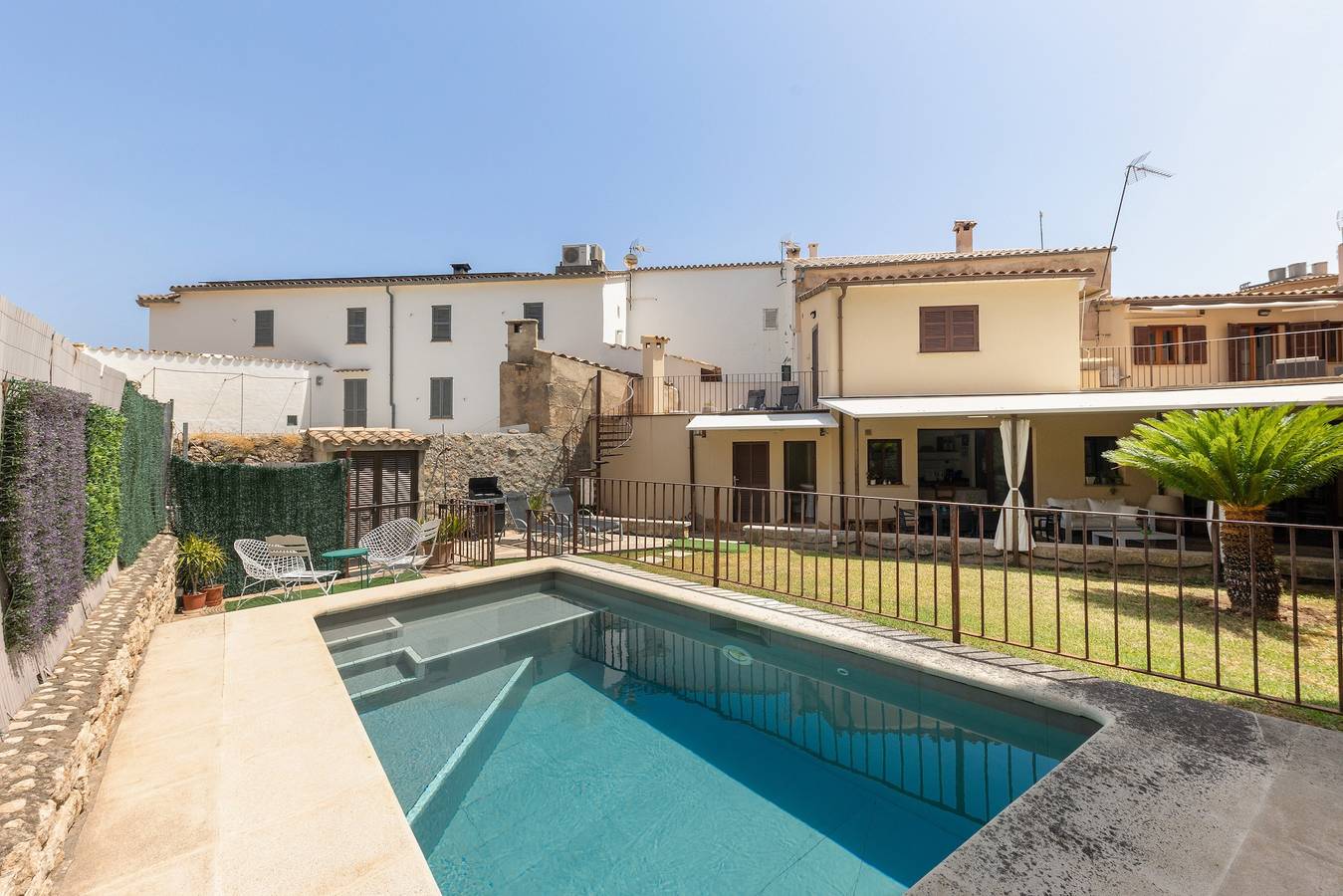 Ferienhaus „Horta Den Menut“ mit Bergblick, Pool, Wlan, Garten und Terrasse in Torrent de la Vall d'en Marc, Pollença