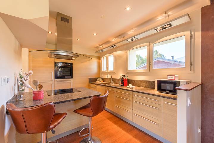 Location de vacances pour 9 personnes, avec jardin et vue sur le lac à Saint-Jorioz - 3