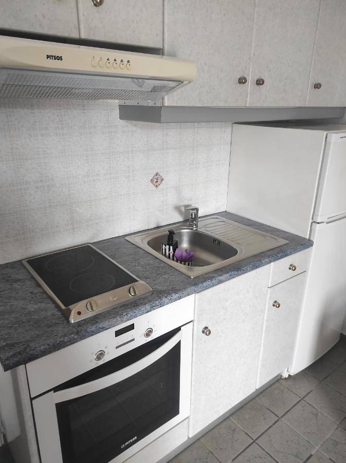 Gîte pour 2 personnes, avec vue et jardin, animaux acceptés dans Platis Gialos Sifnos - 2