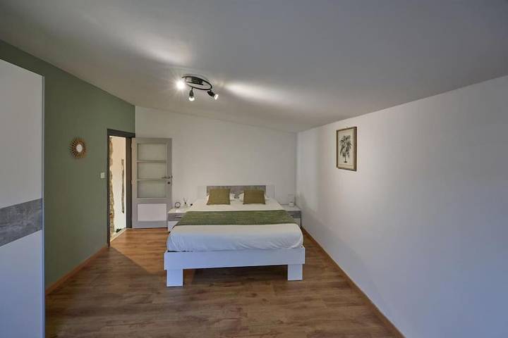 Location de vacances pour 8 personnes, avec jardin dans Soy - 4