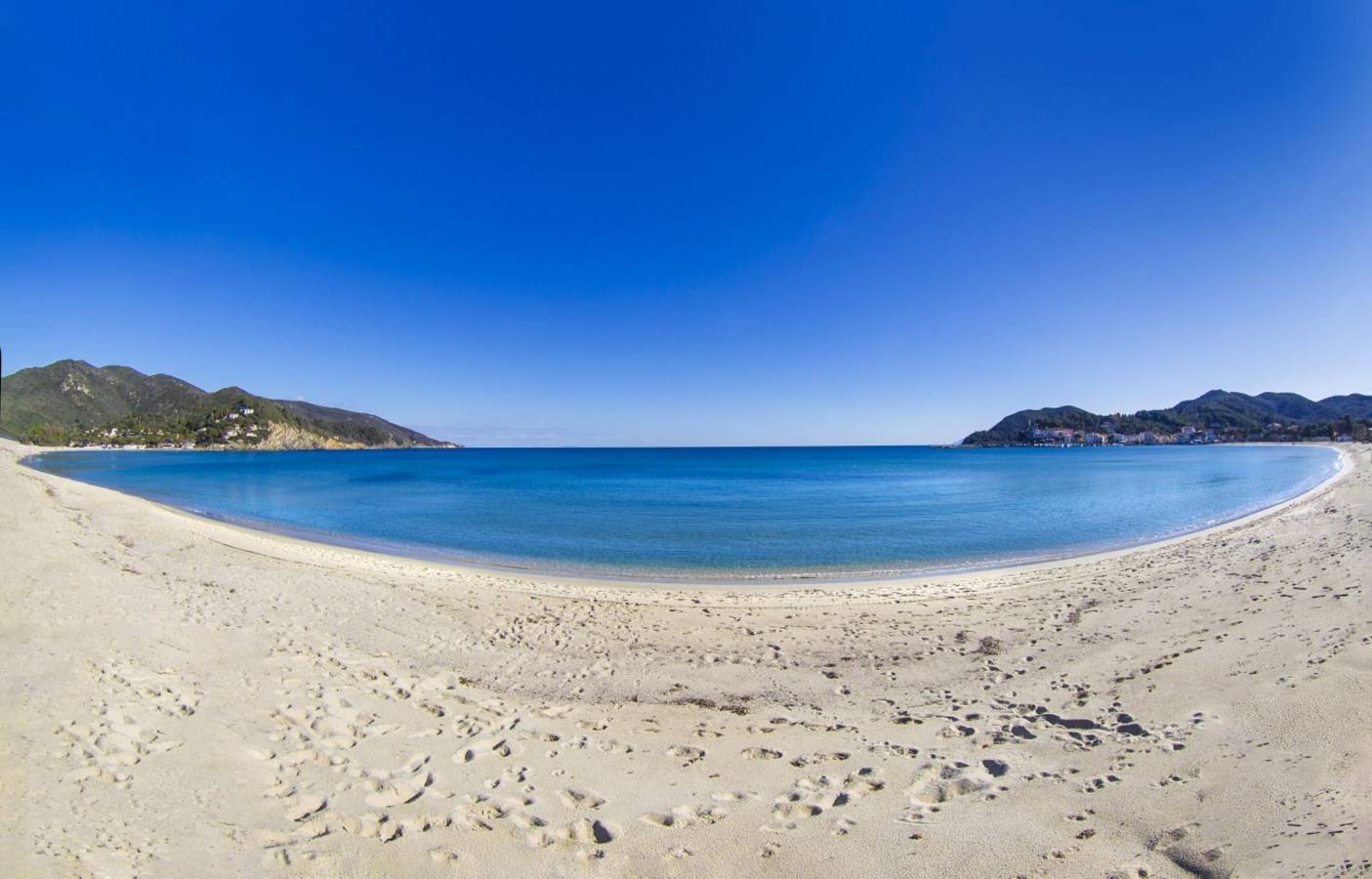 Entire vacation apartment, La Fontana 23 in Spiaggia di Marina di Campo, Marina di Campo