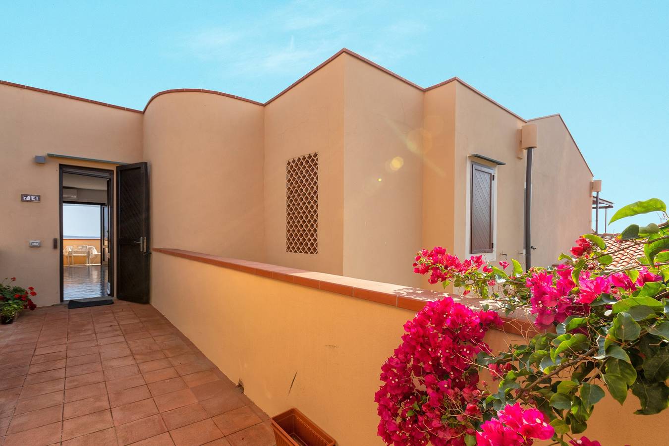 Casa vacacional "Pergola 714" a pocos metros de la playa con vistas al mar y balcón in Spiaggia La Pelosa, Stintino